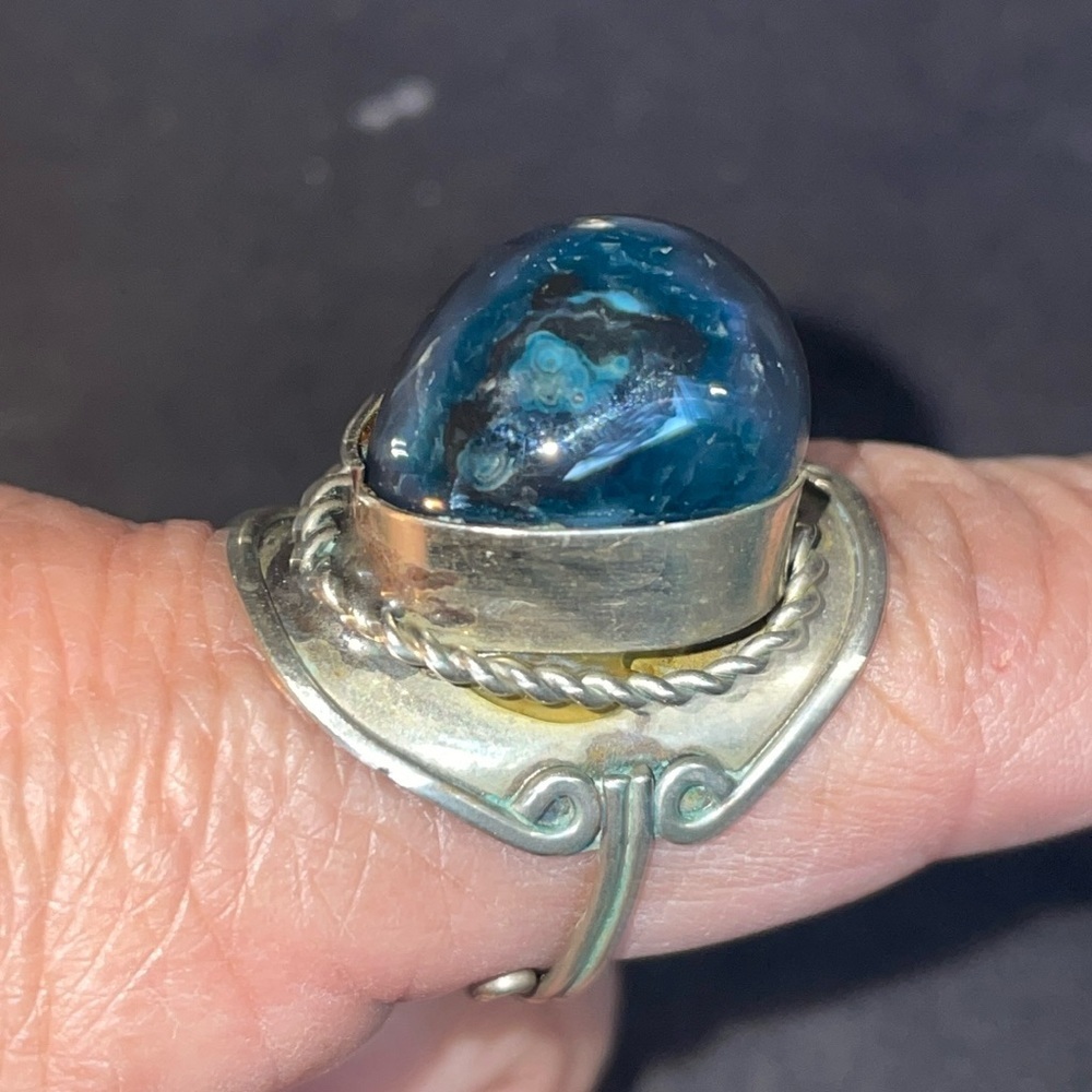 Vintage large blue agate adjustable ring